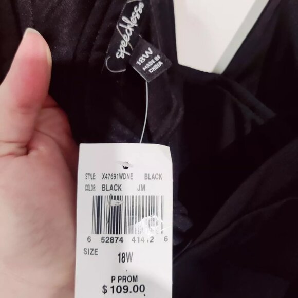 SOLD Black Party Prom Dress High Slit, Halter Strap, Plunging Open Back Size 18W - Picture 6 of 9